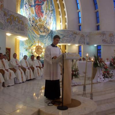 10 iunie: Iaşi: Procesiune cu Isus Euharisticul