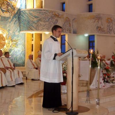10 iunie: Iaşi: Procesiune cu Isus Euharisticul