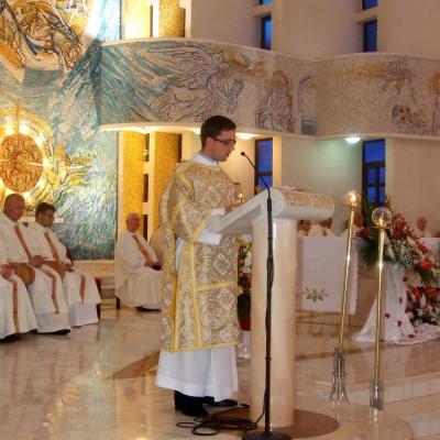 10 iunie: Iaşi: Procesiune cu Isus Euharisticul