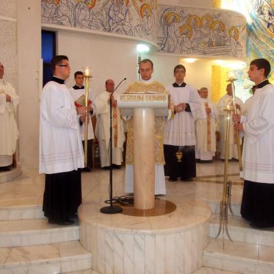 10 iunie: Iaşi: Procesiune cu Isus Euharisticul
