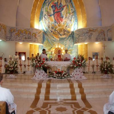 10 iunie: Iaşi: Procesiune cu Isus Euharisticul