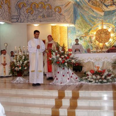 10 iunie: Iaşi: Procesiune cu Isus Euharisticul