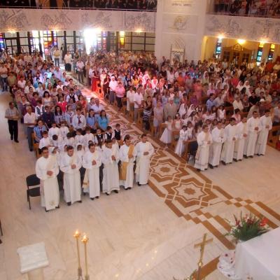 10 iunie: Iaşi: Procesiune cu Isus Euharisticul