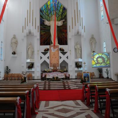 10 iunie: Bacău "Sfântul Nicolae": Conferirea sacramentului sfântului Mir