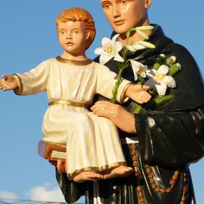 13 iunie: Iaşi: Hramul bisericii "Sfântul Anton de Padova"