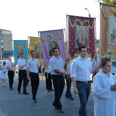 13 iunie: Iaşi: Hramul bisericii "Sfântul Anton de Padova"