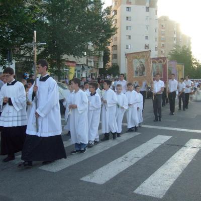 13 iunie: Iaşi: Hramul bisericii "Sfântul Anton de Padova"
