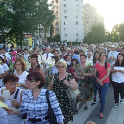 13 iunie: Iaşi: Hramul bisericii "Sfântul Anton de Padova"