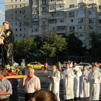 13 iunie: Iaşi: Hramul bisericii "Sfântul Anton de Padova"