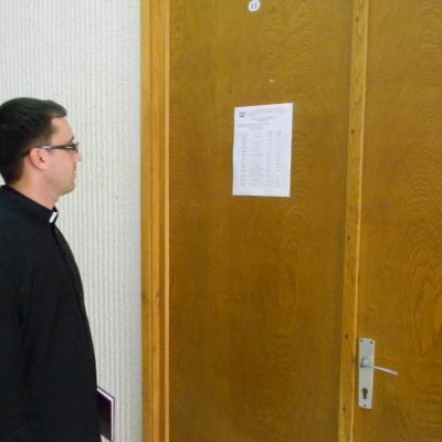 14 iunie: Iaşi: Examen de bacalaureat la Institutul Teologic "Sfântul Iosif"