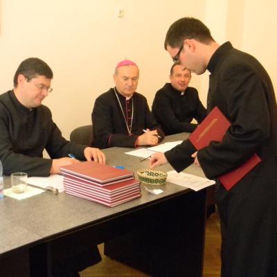 14 iunie: Iaşi: Examen de bacalaureat la Institutul Teologic "Sfântul Iosif"