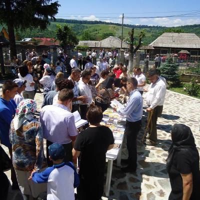17 iunie: Frumoasa: Prezentare de carte - Pentateuhul şi Cărţile Istorice. Volumul I