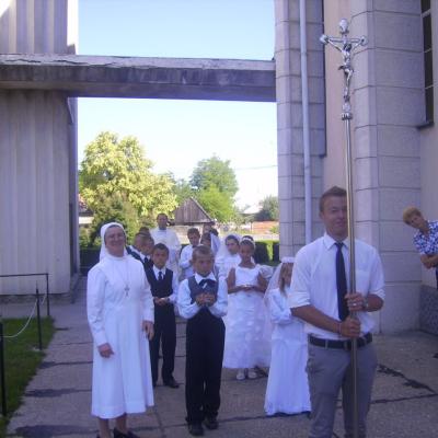 17 iunie: Şcheia: Prima Sfântă Împărtăşanie