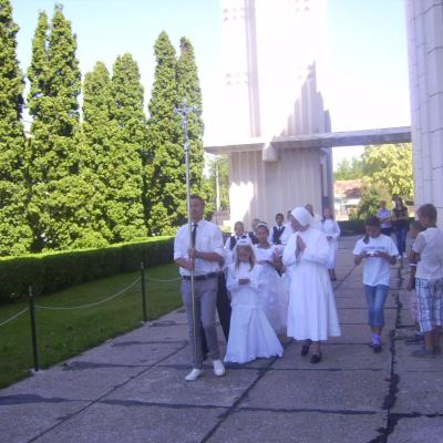 17 iunie: Şcheia: Prima Sfântă Împărtăşanie