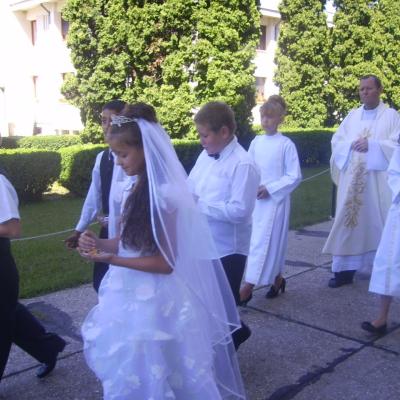 17 iunie: Şcheia: Prima Sfântă Împărtăşanie