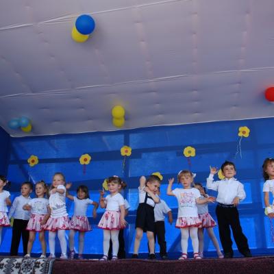 17 iunie: Gherăeşti: Grădiniţa "Sfânta Familie" la 10 ani de activitate