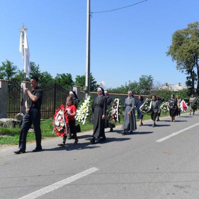 21 iunie: Gherăeşti: Funeraliile sr. Lenuţa Bereşoaei