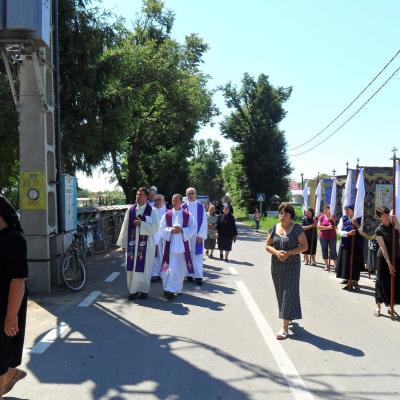21 iunie: Gherăeşti: Funeraliile sr. Lenuţa Bereşoaei