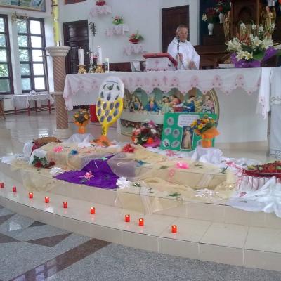 24 iunie: Valea Mică: Prima sfântă Împărtăşanie