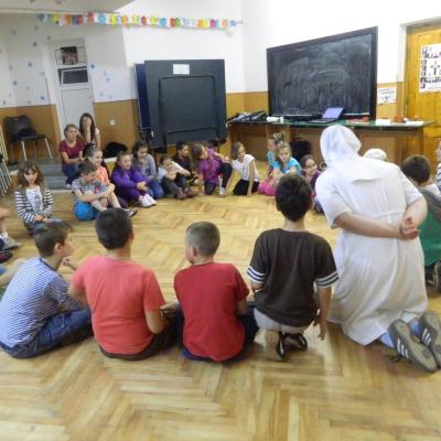 25-29 iunie şi 2-6 iulie: Iaşi ("Sfânta Tereza"): GREF şi campus: "Nemo şi perla albastră"