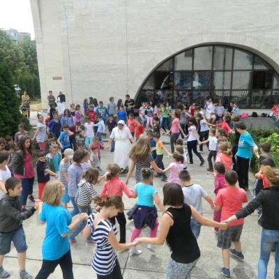 25-29 iunie şi 2-6 iulie: Iaşi ("Sfânta Tereza"): GREF şi campus: "Nemo şi perla albastră"