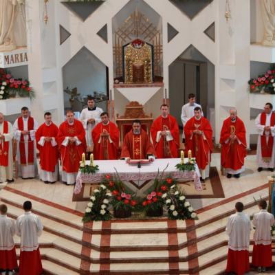 29 iunie: Bacău: Hramul bisericii "Ss. Petru şi Paul"