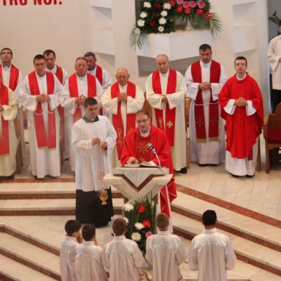 29 iunie: Bacău: Hramul bisericii "Ss. Petru şi Paul"