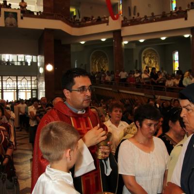 29 iunie: Bacău: Hramul bisericii "Ss. Petru şi Paul"
