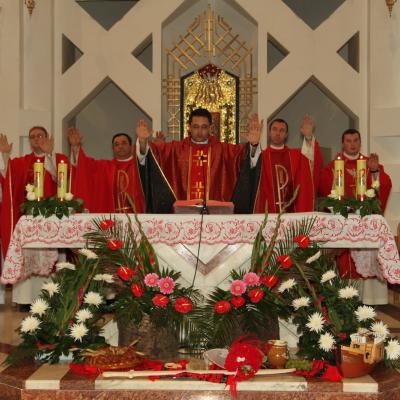 29 iunie: Bacău: Hramul bisericii "Ss. Petru şi Paul"