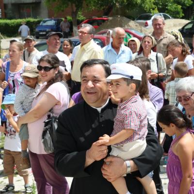 29 iunie: Bacău: Hramul bisericii "Ss. Petru şi Paul"