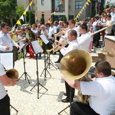 29 iunie: Bacău: Hramul bisericii "Ss. Petru şi Paul"