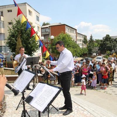 29 iunie: Bacău: Hramul bisericii "Ss. Petru şi Paul"