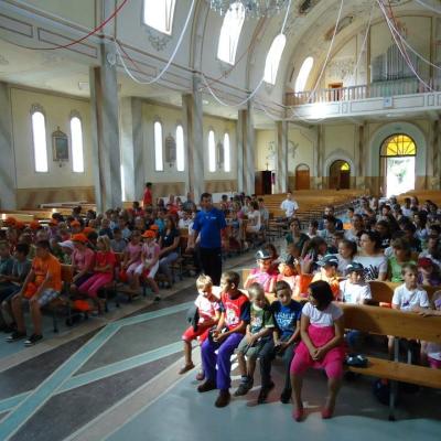 10-15 iulie: Frumoasa: Campus pentru copii
