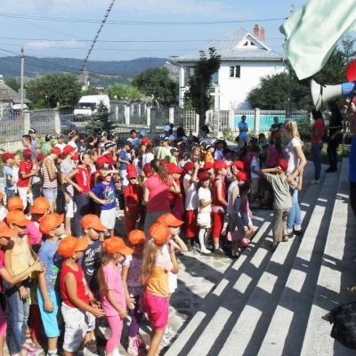 10-15 iulie: Frumoasa: Campus pentru copii