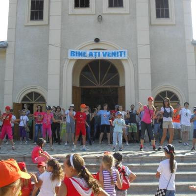 10-15 iulie: Frumoasa: Campus pentru copii