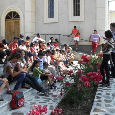 10-15 iulie: Frumoasa: Campus pentru copii