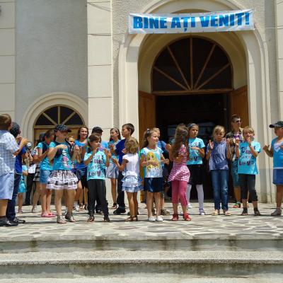 10-15 iulie: Frumoasa: Campus pentru copii