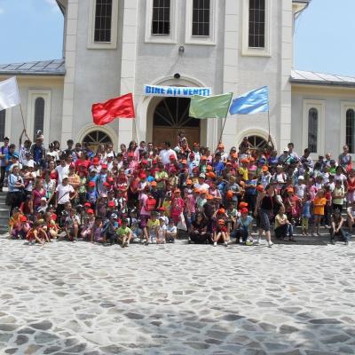 10-15 iulie: Frumoasa: Campus pentru copii