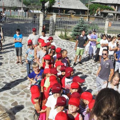 10-15 iulie: Frumoasa: Campus pentru copii