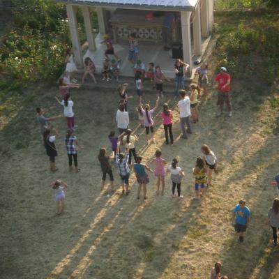 11-14 iulie: Buhonca: "Vara Împreună" cu Momo