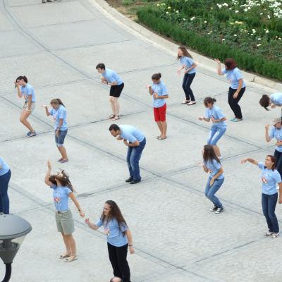 15 iulie: Iaşi: lansarea imnului INTC 2012 şi flash-mob de prezentare a evenimentului