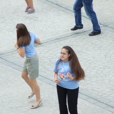 15 iulie: Iaşi: lansarea imnului INTC 2012 şi flash-mob de prezentare a evenimentului