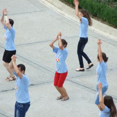 15 iulie: Iaşi: lansarea imnului INTC 2012 şi flash-mob de prezentare a evenimentului