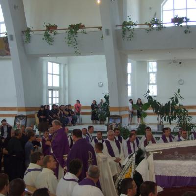 17 iulie: Nisiporeşti: Funeraliile părintelui Petru Albert