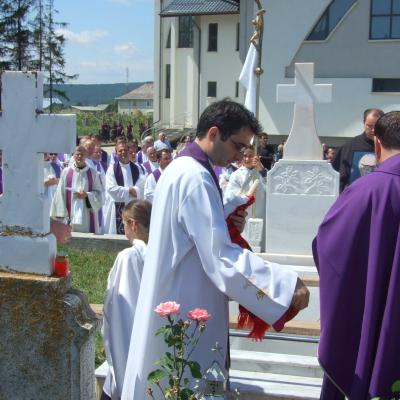 17 iulie: Nisiporeşti: Funeraliile părintelui Petru Albert
