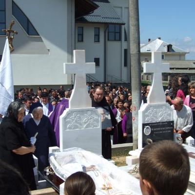 17 iulie: Nisiporeşti: Funeraliile părintelui Petru Albert