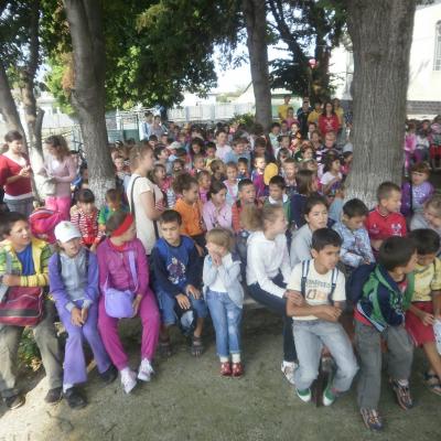 18-20 iulie: Iugani: Campus "Vara împreună"