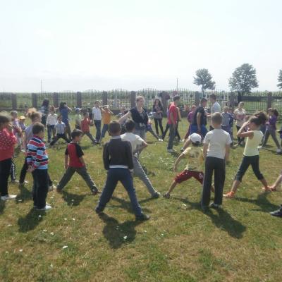 18-20 iulie: Iugani: Campus "Vara împreună"