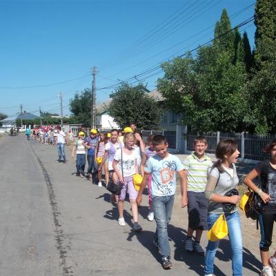 18-20 iulie: Iugani: Campus "Vara împreună"
