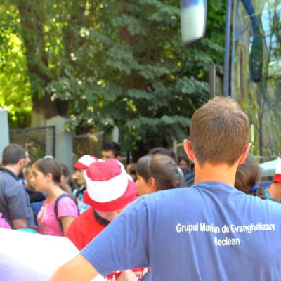 25 iulie: INTC Iaşi: Sosirea tinerilor participanţi
